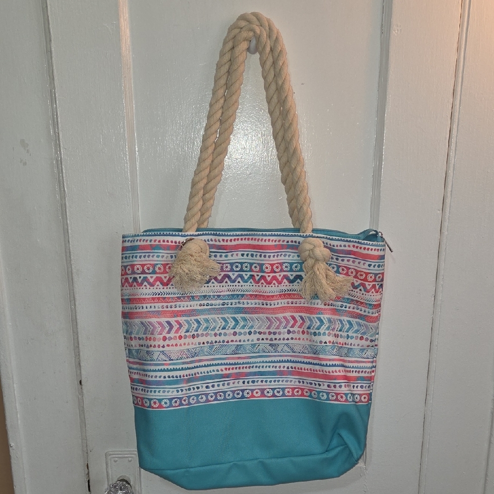 THIRNE & CO WATER RESISTANT BEACH TOTE NEW WITH TAG